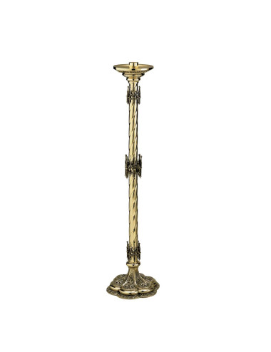 Candelero con decoración gótica