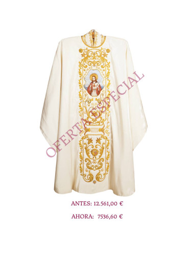 Gothic style Chasuble hand-embroider on lamé