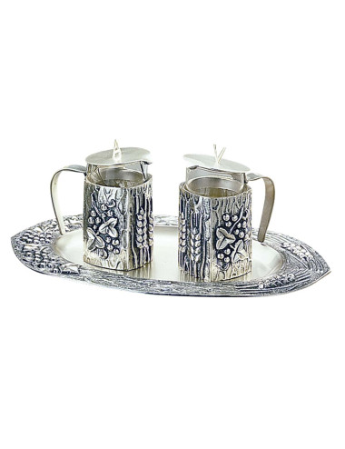 Cruet set with wheat and grapevine motifs