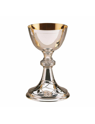 Cáliz de estilo moderno metal plateado o plata