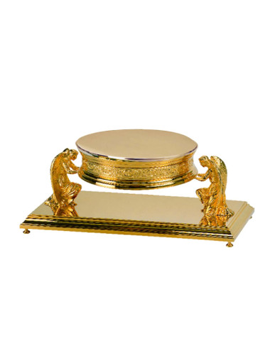 Pedestal with Angels in adoration