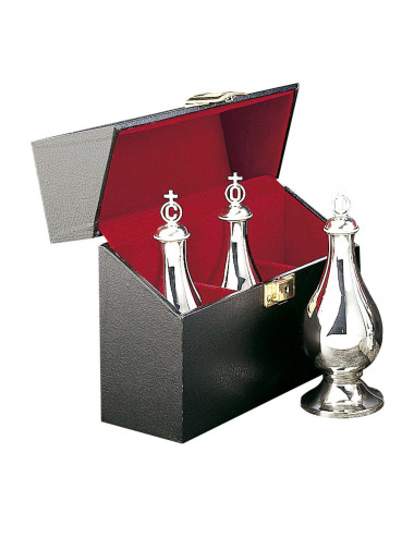 Classic style oil stock with case