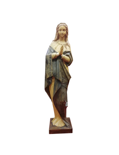 Virgen realizada en madera