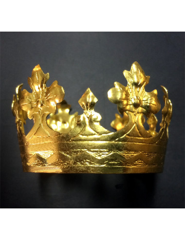 Corona para Virgen realizada en metal