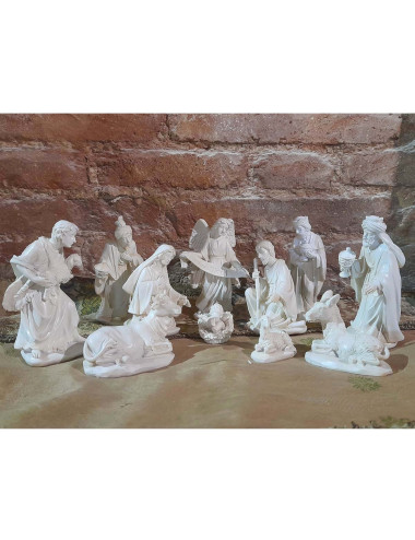 Nacimiento con Reyes, Ángel y pastor en resina