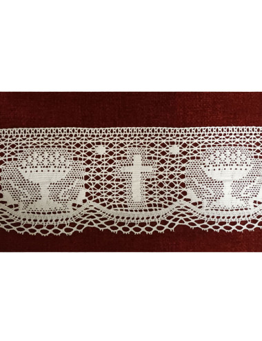 Laces with chalices and crosses motifs