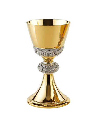 Chalice with floral motifs