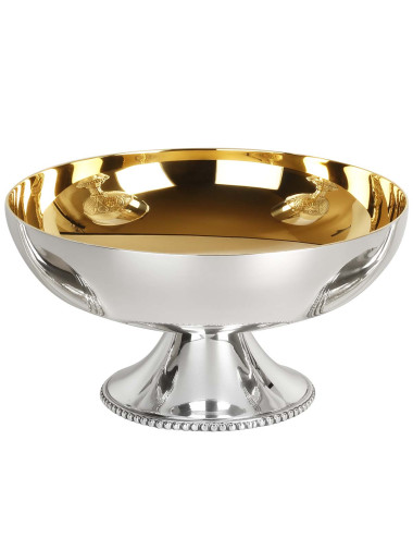 Open-Ciboria made in brass with chiselled decoration