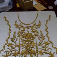 Trabajos de restauración Casulla Catedral de Almería por Santarrufina restauracion de ornamentos, restauraciones, santarrufina